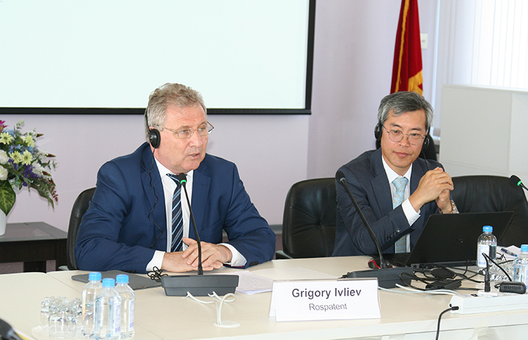 Григорий Ивлиев, Young-woo-Yun