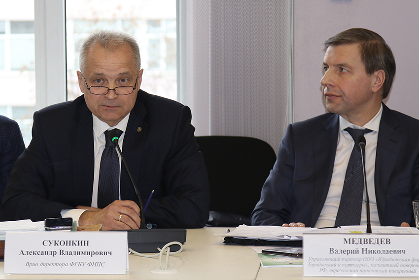 Александр Суконкин, Валерий Медведев