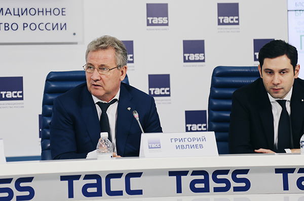 Григорий Ивлиев, Юрий Зубов